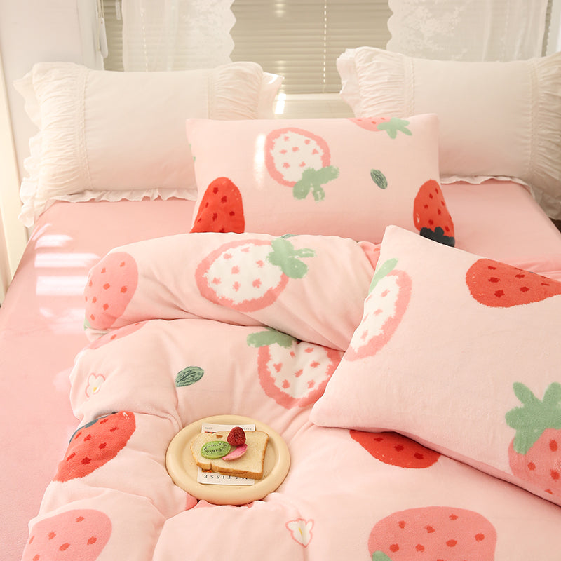 Soft Strawberry Bedding Set Pn4593 Pennycrafts