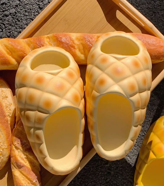 Sweet Bread Slippers PN5889