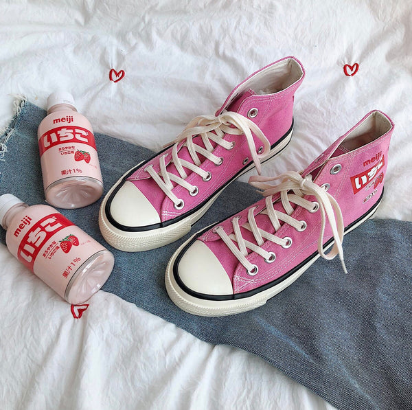 Cute Strawberry Canvas Shoes PN3452