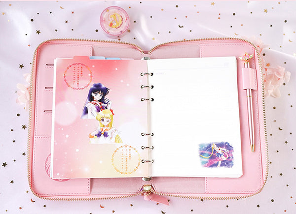 Sailor Moon Handbook PN1887