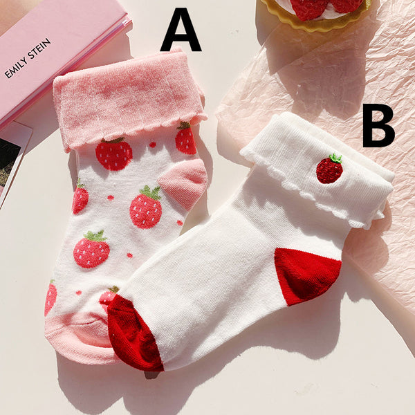 Sweet Strawberry Socks PN2662